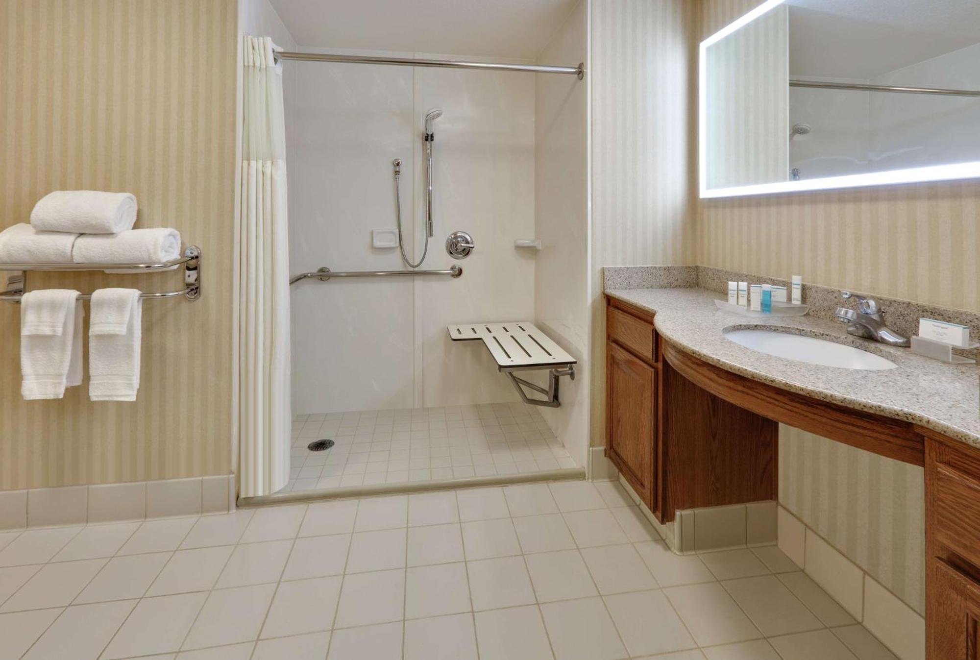 Homewood Suites By Hilton San Diego-Del Mar Bagian luar foto