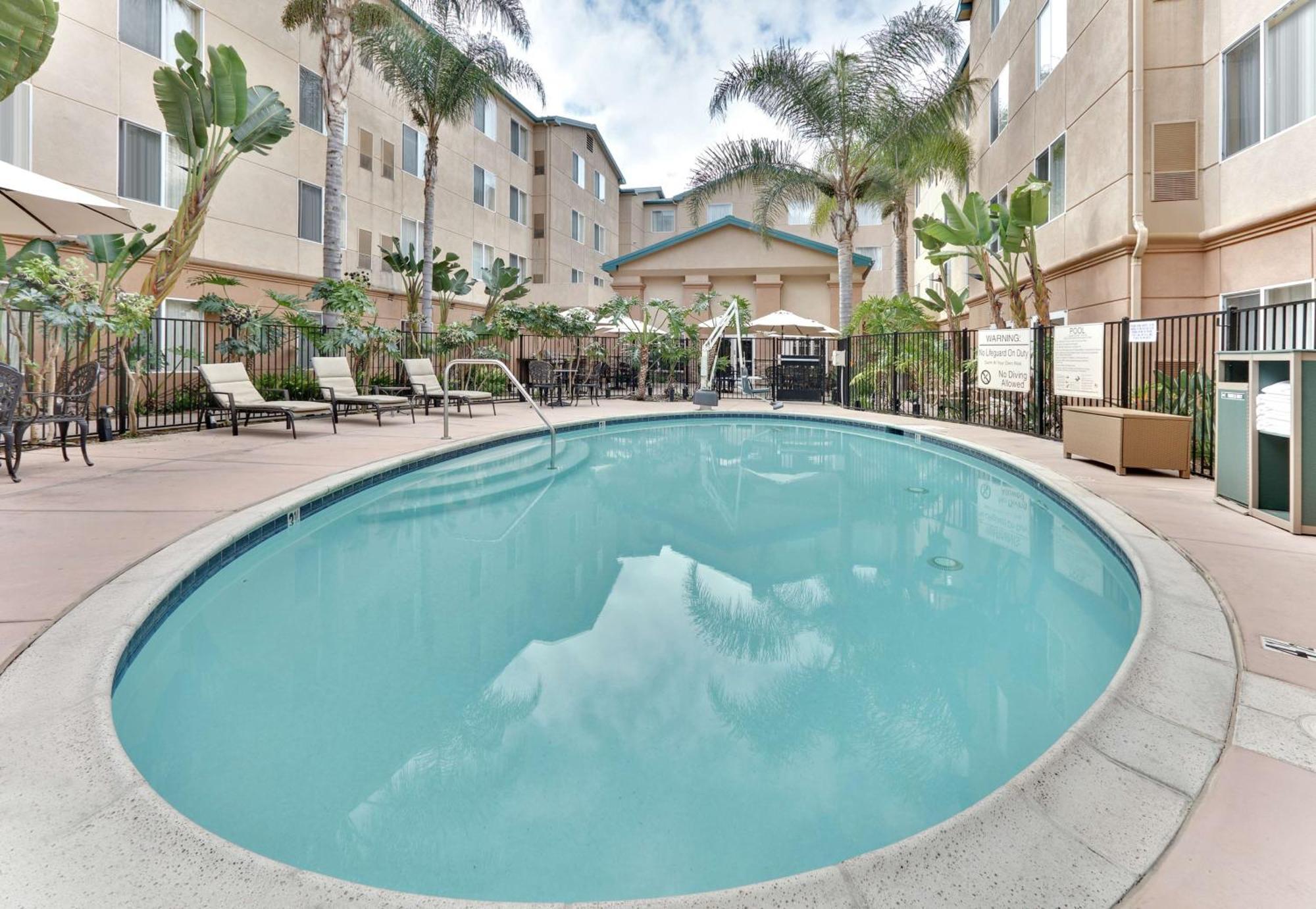 Homewood Suites By Hilton San Diego-Del Mar Bagian luar foto