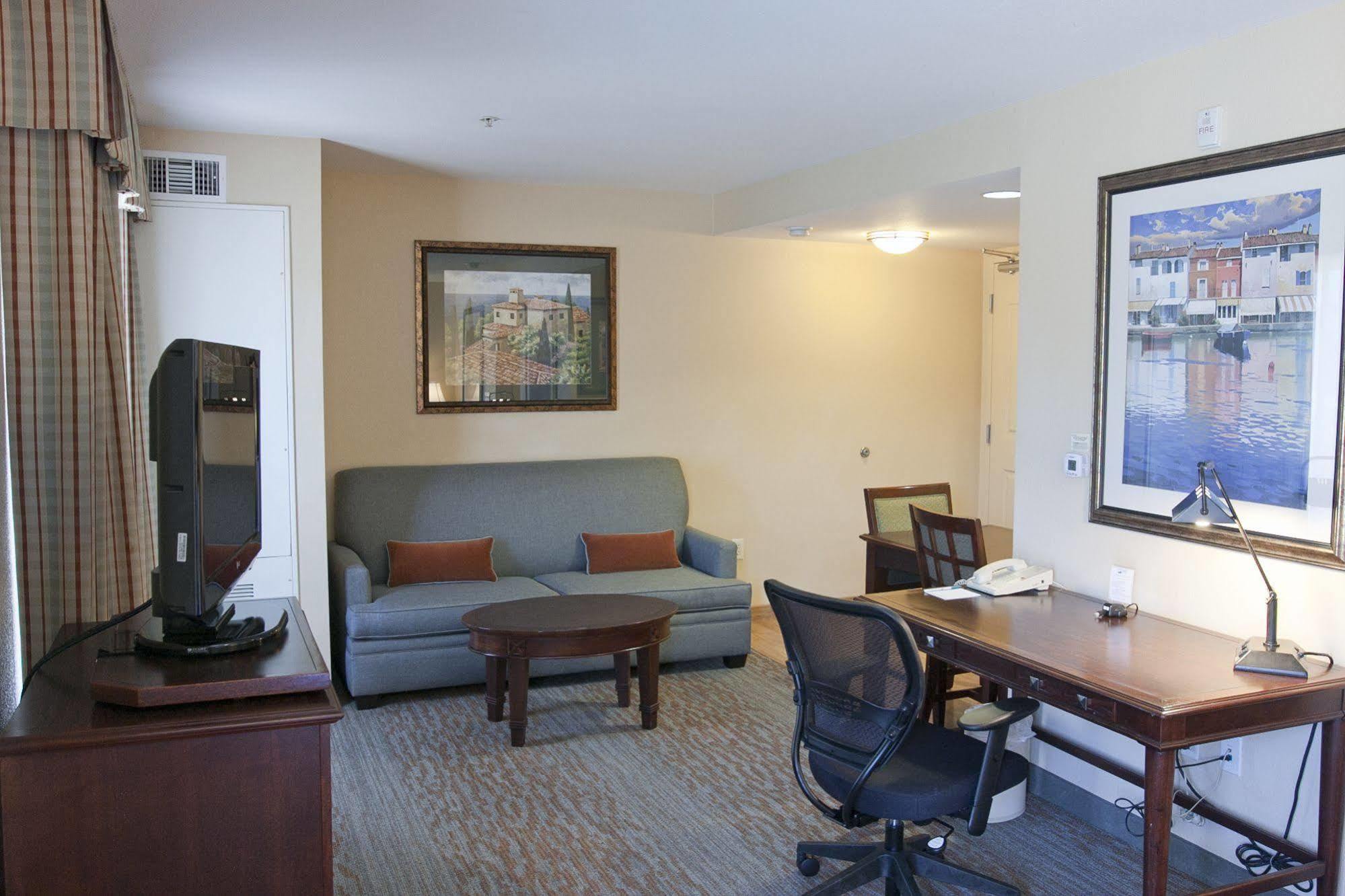 Homewood Suites By Hilton San Diego-Del Mar Bagian luar foto